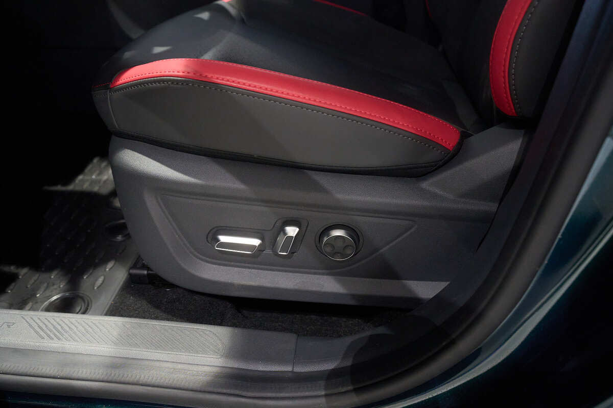 Фото JETOUR Dashing I Престиж Зеленый металлик I 2026, №6