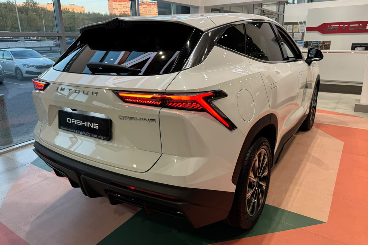 Фото JETOUR Dashing I Престиж Белый металлик I 2026, №2