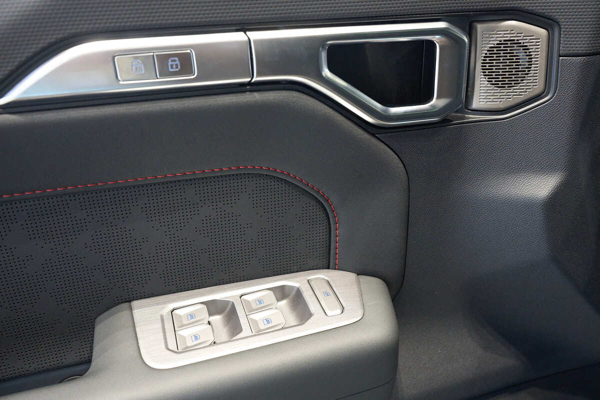 Фото JETOUR T2 I DISCOVERY Коричневый металлик I 2025, №13