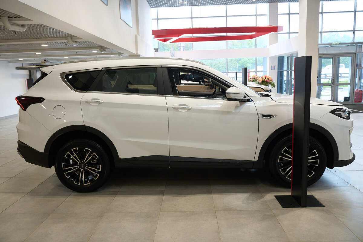 Фото JETOUR X70 Plus I Рестайлинг Comfort 1.6 Белый металлик I Рестайлинг 2025, №3