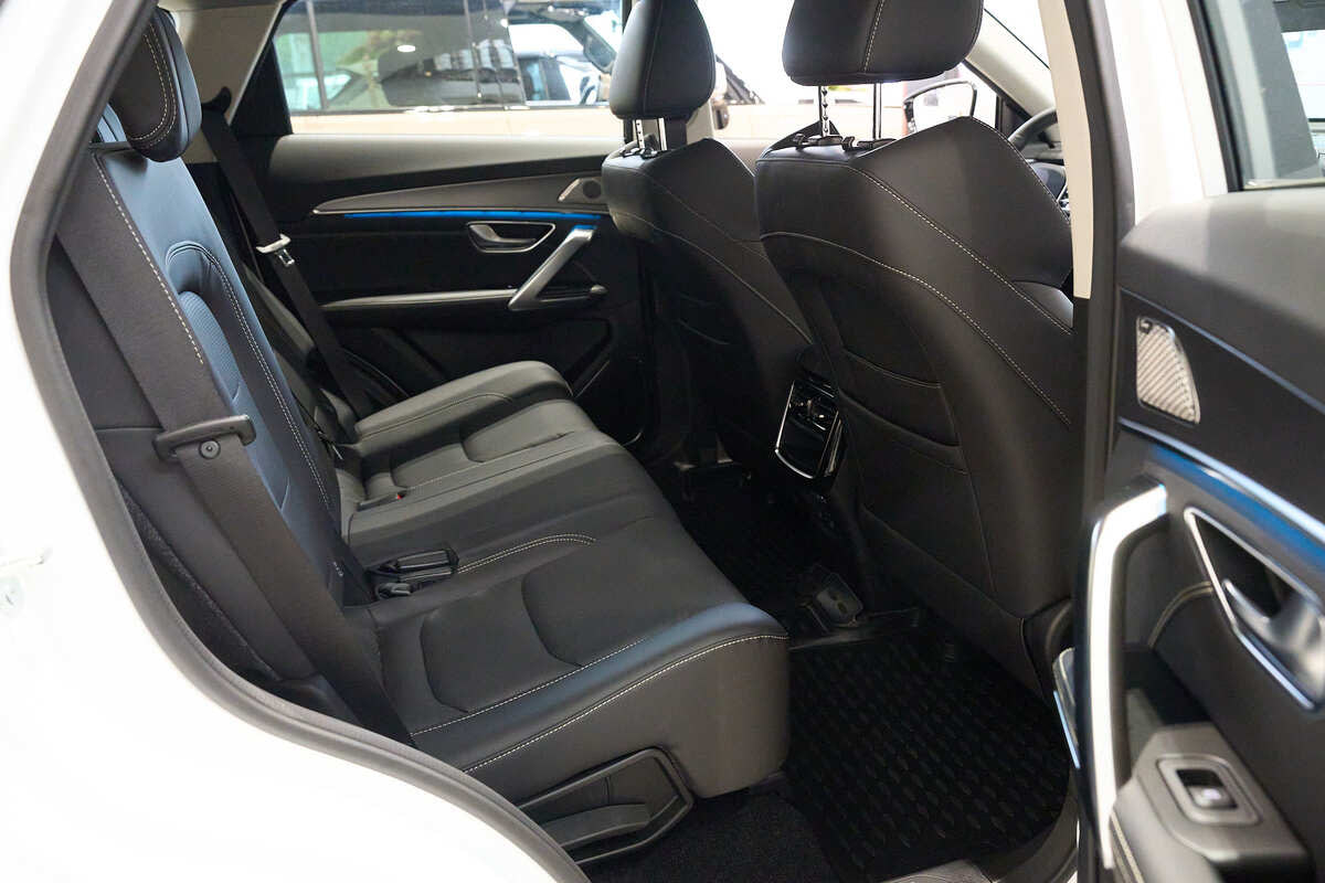 Фото JETOUR X70 Plus I Рестайлинг Comfort 1.6 Белый металлик I Рестайлинг 2025, №17