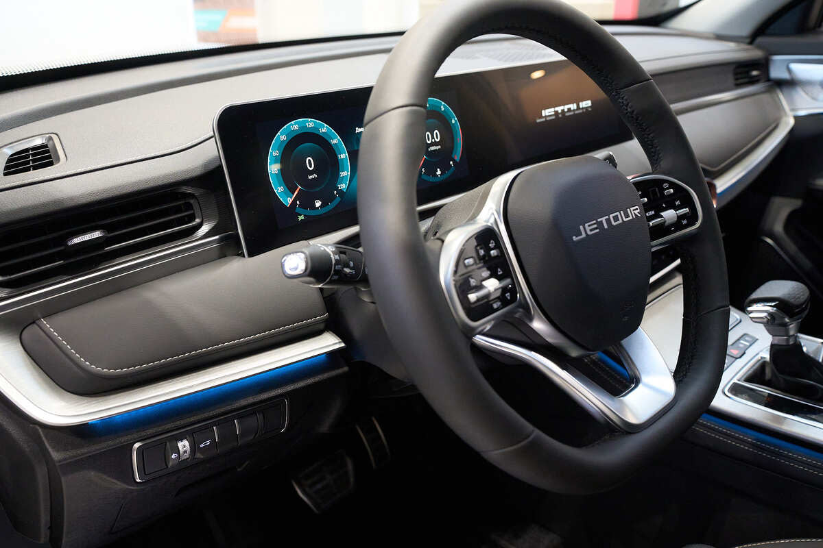 Фото JETOUR X70 Plus I Рестайлинг Comfort 1.6 Белый металлик I Рестайлинг 2025, №10