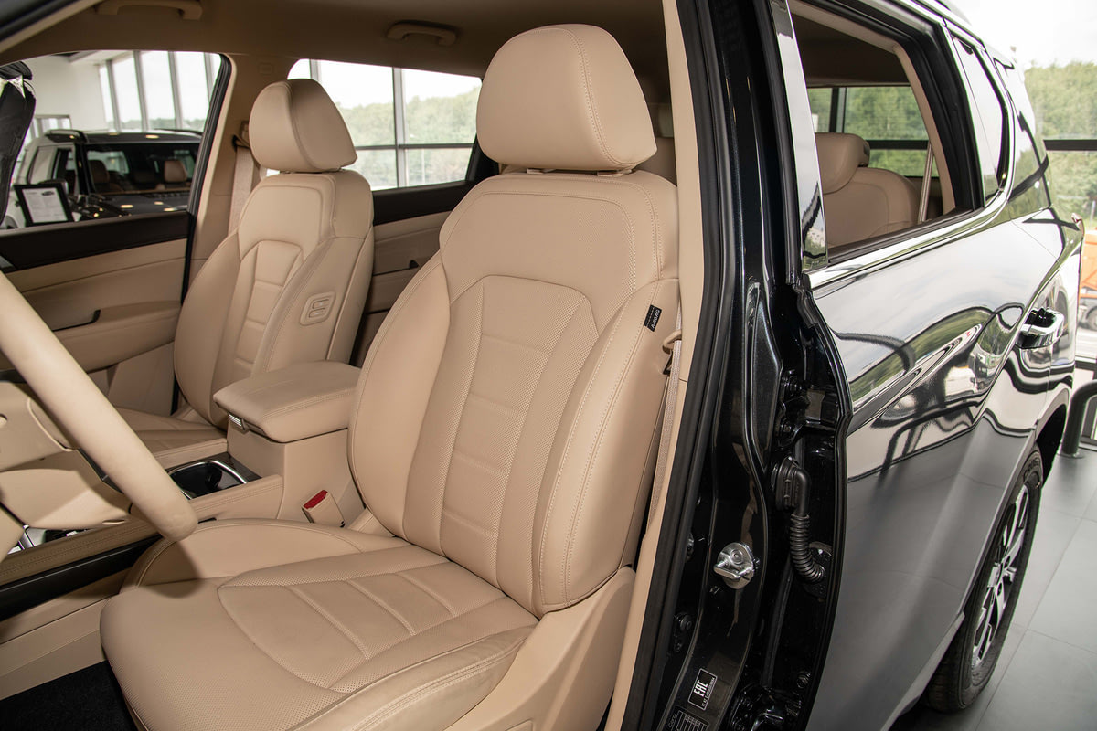 Фото KGM Rexton I DREAM 4WD Темный серый I 2025, №10