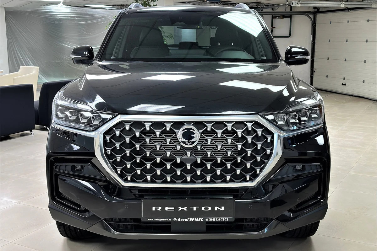 Фото KGM Rexton I ОПТИМУМ 4X4 Классический черный I 2025, №2