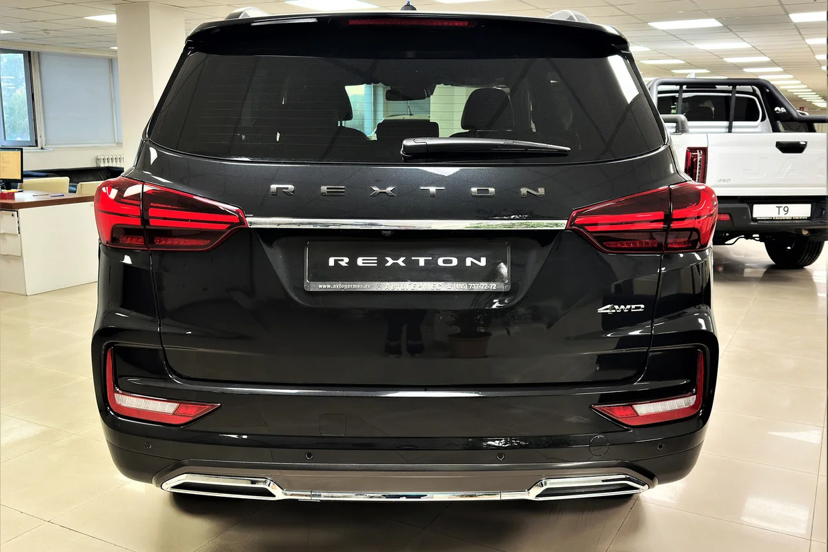 Фото KGM Rexton I ОПТИМУМ 4X4 Классический черный I 2025, №4
