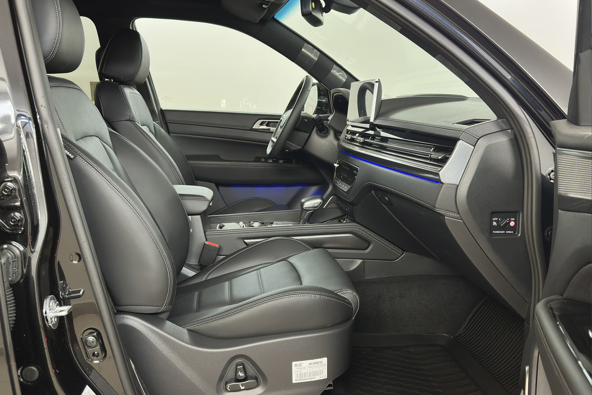 Фото KGM Rexton I ПРЕМЬЕР 4X4 Классический черный I 2025, №7