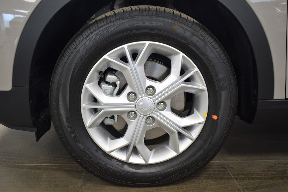 Фото KGM Tivoli I ICON Песочный бежевый I 2024, №6