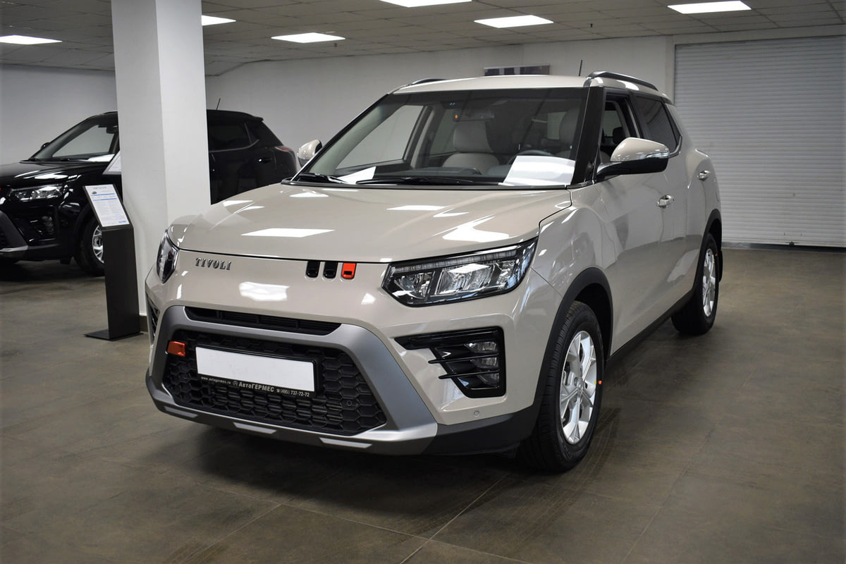 Фото KGM Tivoli I ICON Песочный бежевый I 2024, №1