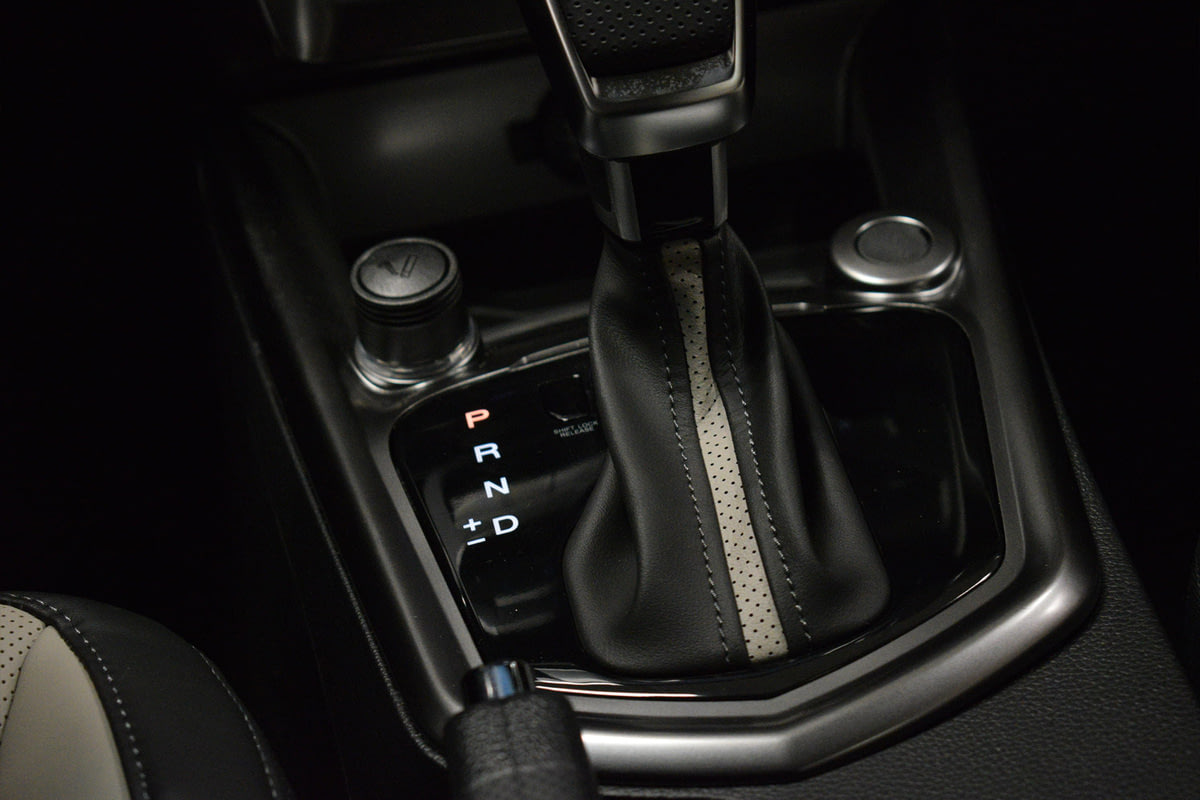 Фото KGM Tivoli I ICON Песочный бежевый I 2024, №13