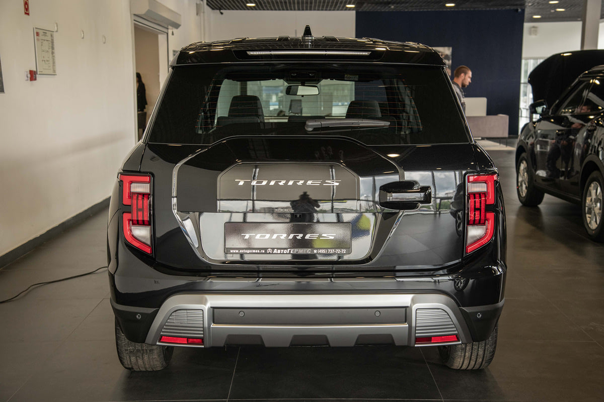 Фото KGM Torres I CITY Классический черный I 2025, №11