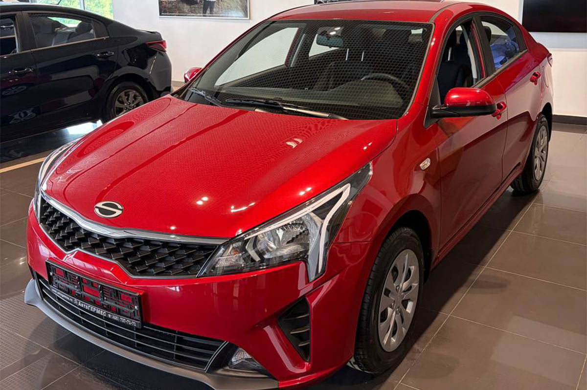 Фото Kia Rio (Solaris KRS) I Комфорт (Comfort) Красный металлик I 2025, №1