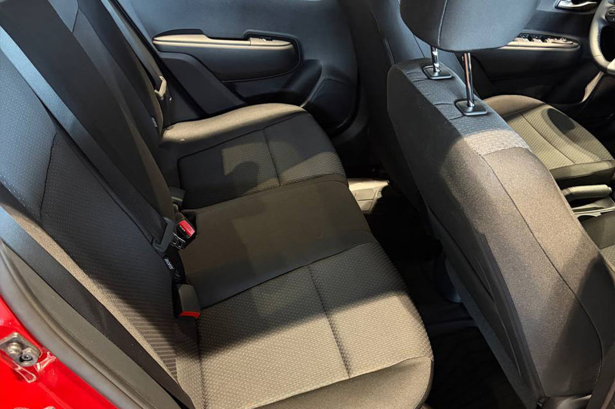 Фото Kia Rio (Solaris KRS) I Комфорт (Comfort) Красный металлик I 2025, №8