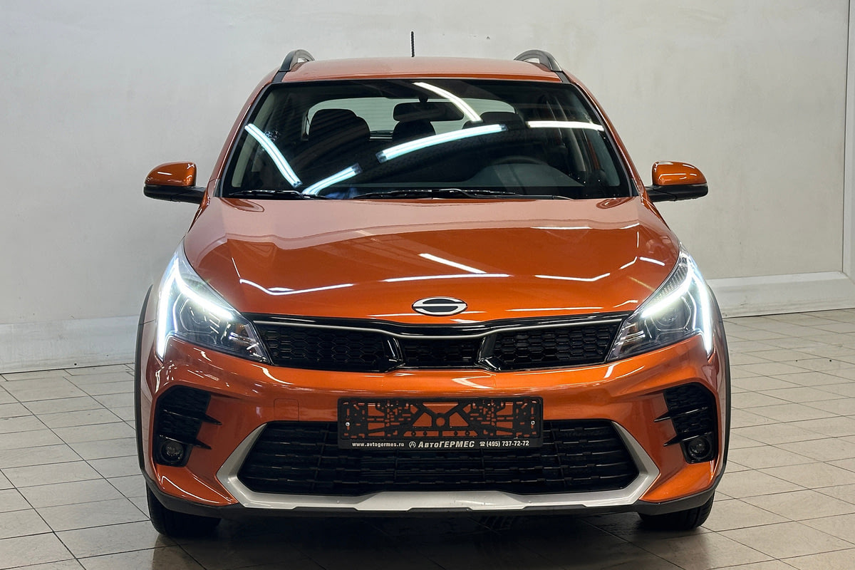 Фото Kia Rio X (Solaris KRX) I Престиж (Prestige) Оранжевый металлик I 2025, №2