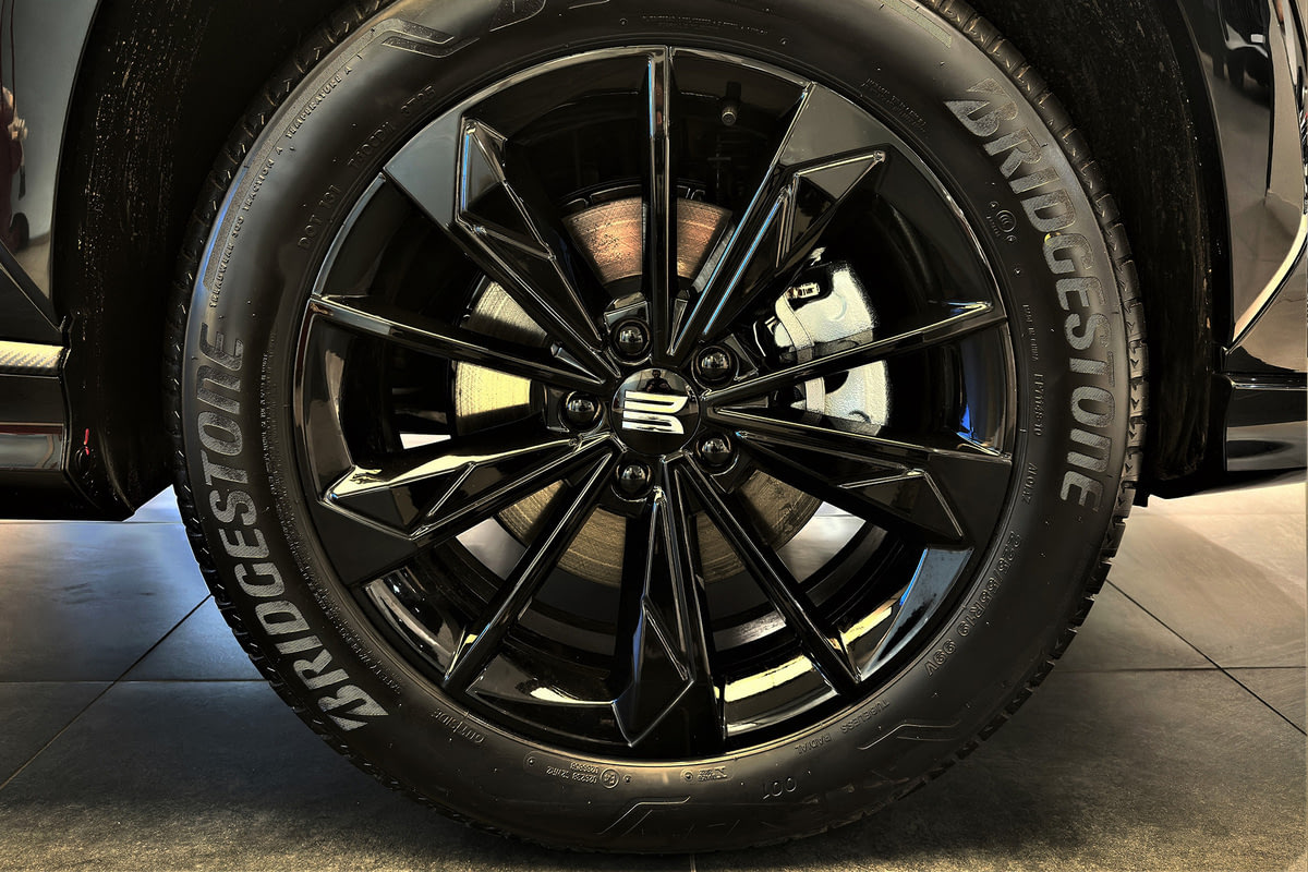 Фото Москвич М70 I Драйв Астраханский черный I 2026, №11