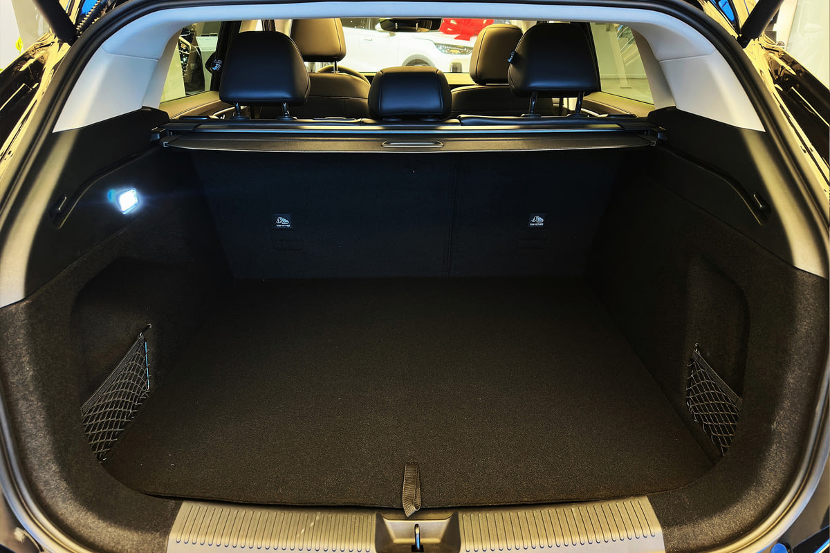 Фото Москвич М70 I Драйв Астраханский черный I 2026, №7