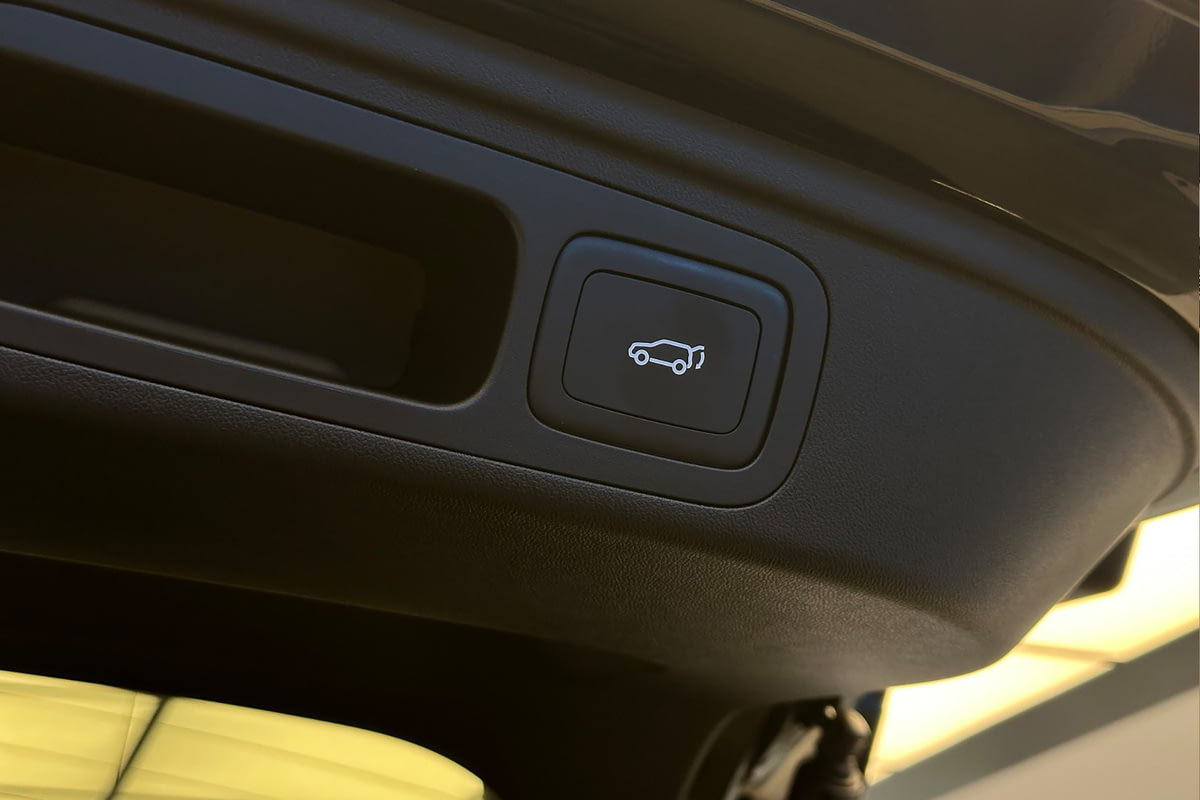 Фото Москвич М70 I Драйв Астраханский черный I 2026, №8