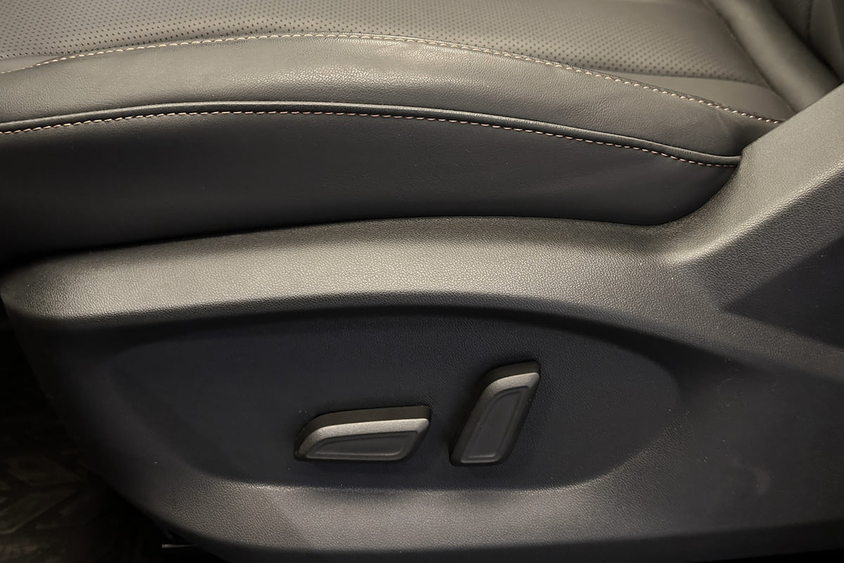 Фото Москвич М70 I Драйв Астраханский черный I 2026, №14