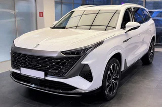 Фото Москвич М90 Ультимейт