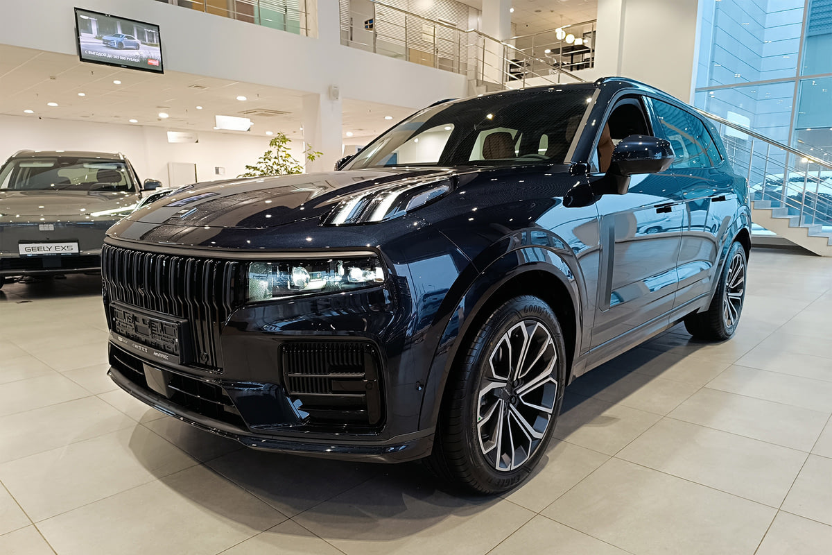 Фото Nordcross 001 I Ultra Infinite Blue I 2025, №1