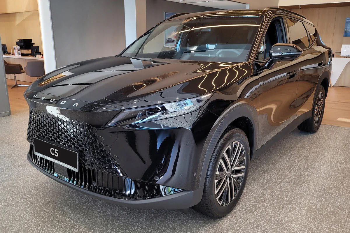 Фото OMODA C5 II Драйв Черный II 2026, №1