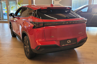 Фото OMODA C5 Стиль