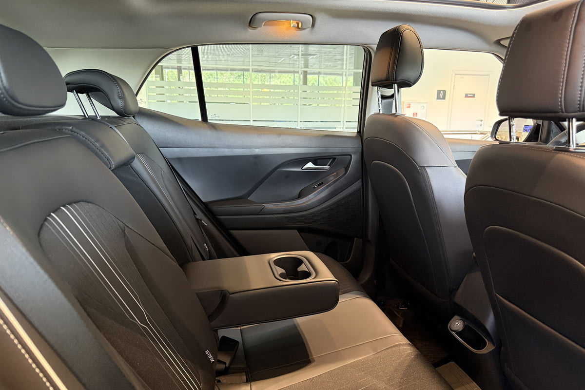 Фото SOLARIS HC I Лайфстайл + Продвинутый (Lifestyle + Advanced) Черный металлик I 2025, №13