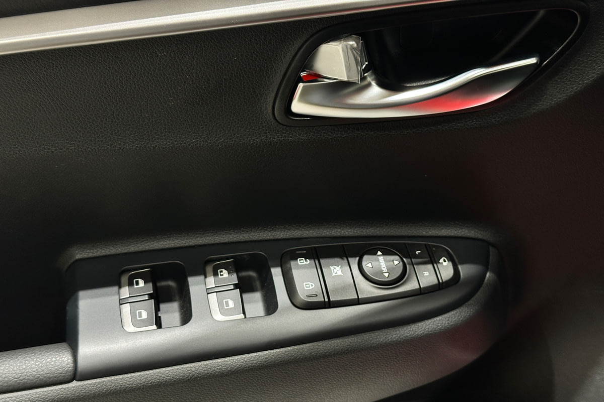 Фото SOLARIS KRS I Престиж (Prestige) Красный металлик I 2025, №8