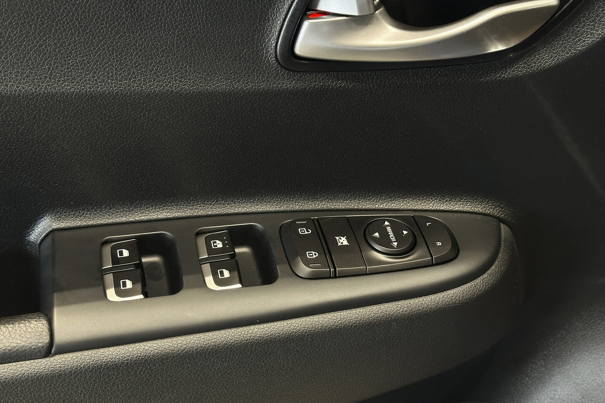 Фото SOLARIS KRX I Комфорт (Comfort) Синий металлик I 2025, №10