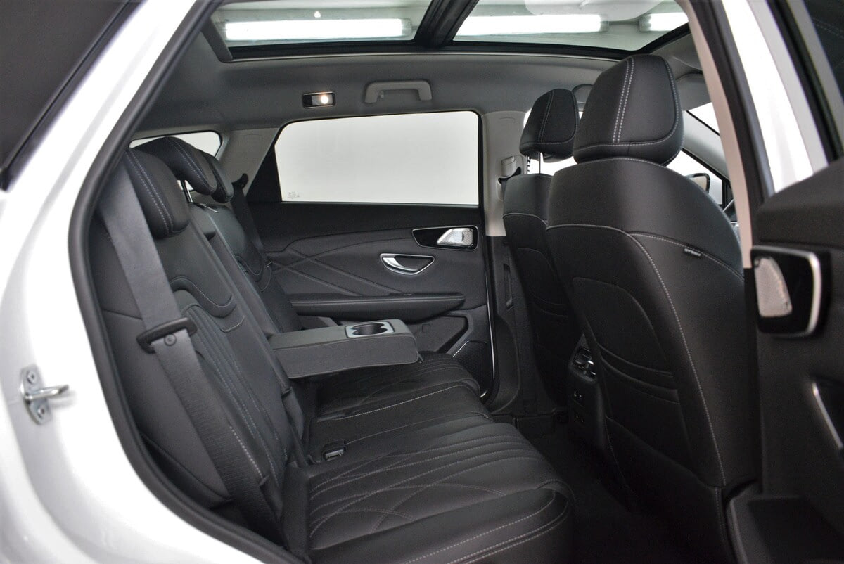 Фото SOUEAST S07 I Comfort 4WD Белый металлик I 2026, №9