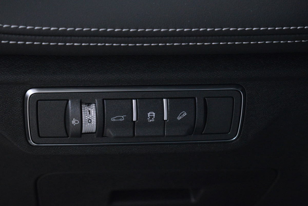 Фото SOUEAST S07 I Premium 4WD Белый металлик I 2026, №13