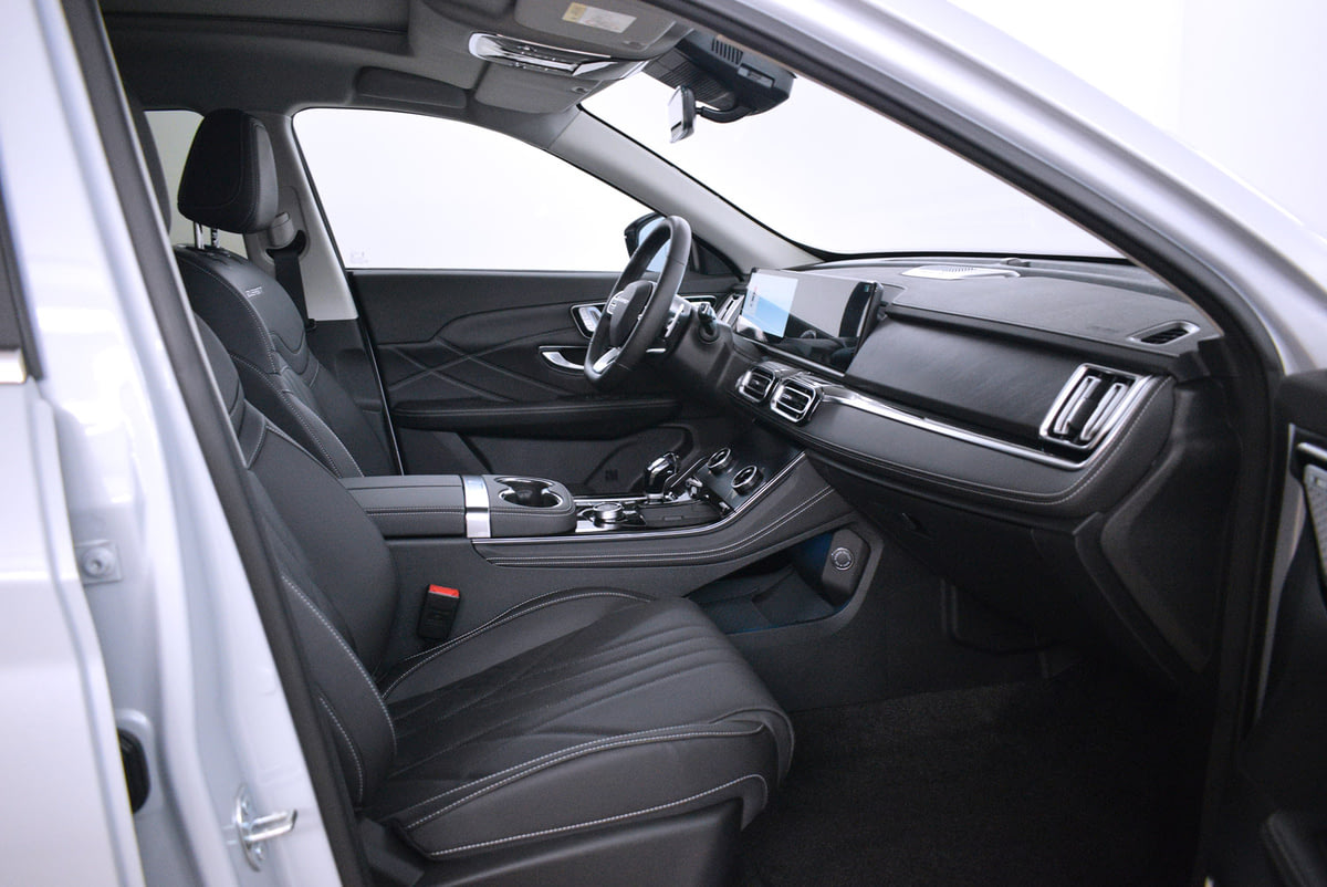 Фото SOUEAST S07 I Premium 4WD Жемчужно-белый I 2025, №16