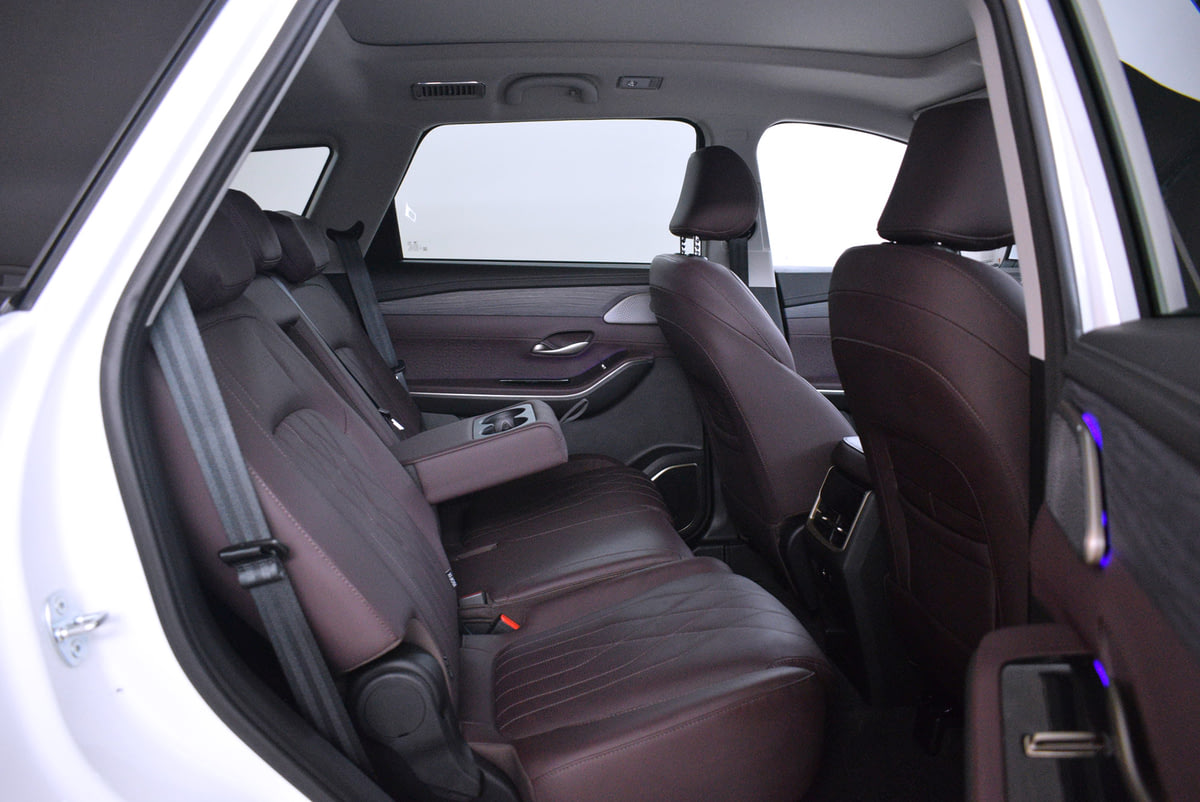 Фото SOUEAST S09 I Premium Белый металлик I 2025, №17