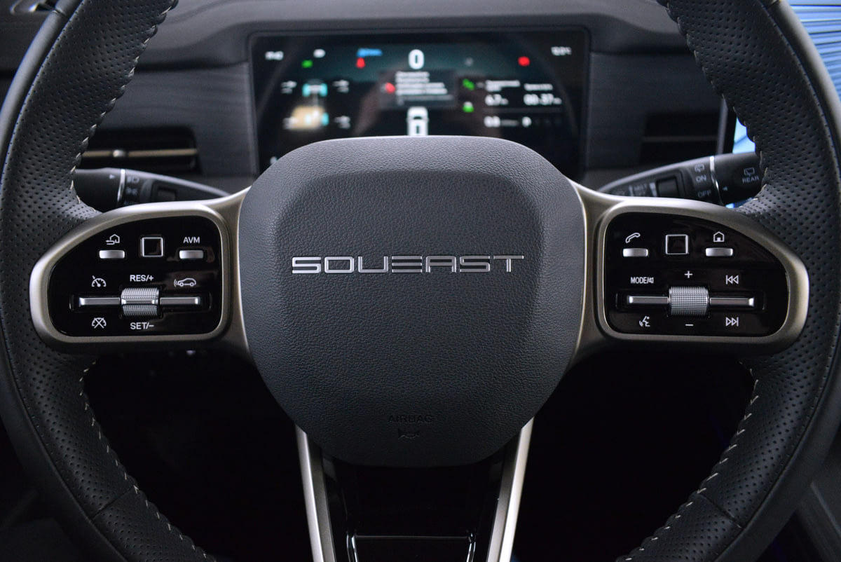 Фото SOUEAST S09 I Premium Зеленый металлик I 2024, №7