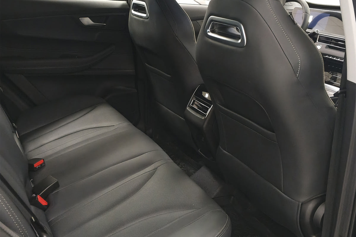 Фото TENET T4 I Prime Глубокий черный I 2025, №8