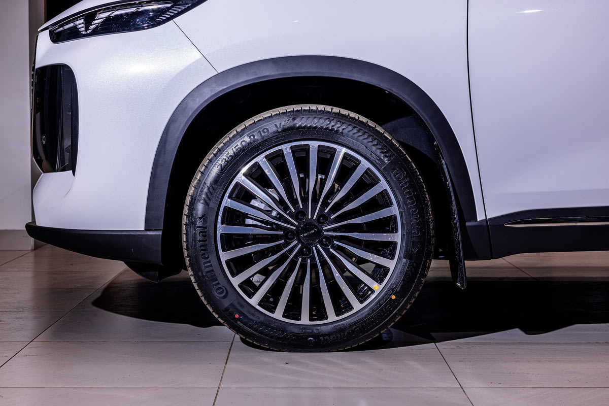 Фото TENET T8 I Прайм 4WD Искрящийся белый I 2026, №5