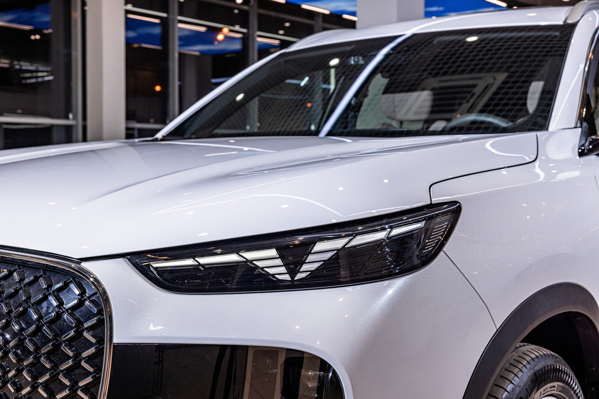 Фото TENET T8 I Прайм 4WD Искрящийся белый I 2026, №3