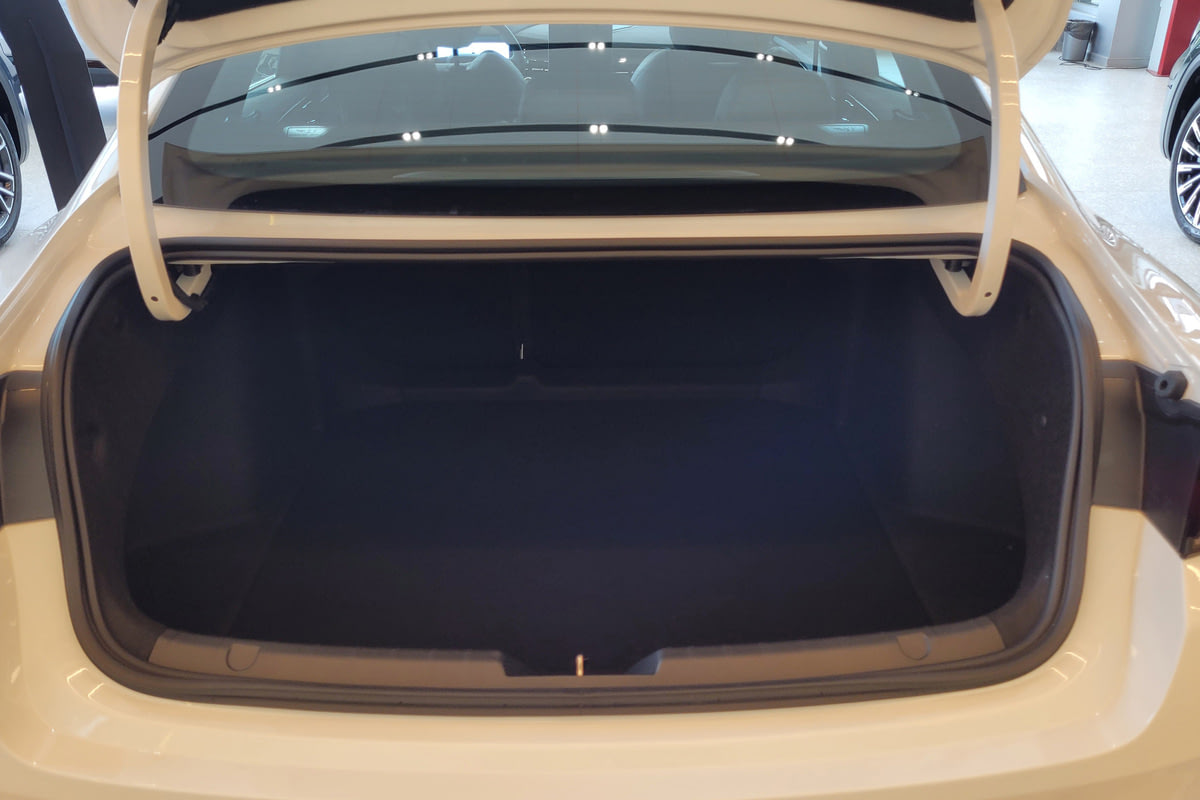 Фото VOLGA C50 I Стандарт Белый металлик I 2026, №9