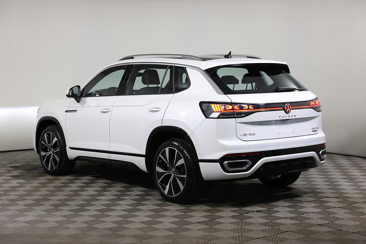 Фото Volkswagen Tayron I Рестайлинг R-Line Pro Белый I Рестайлинг 2024, №8