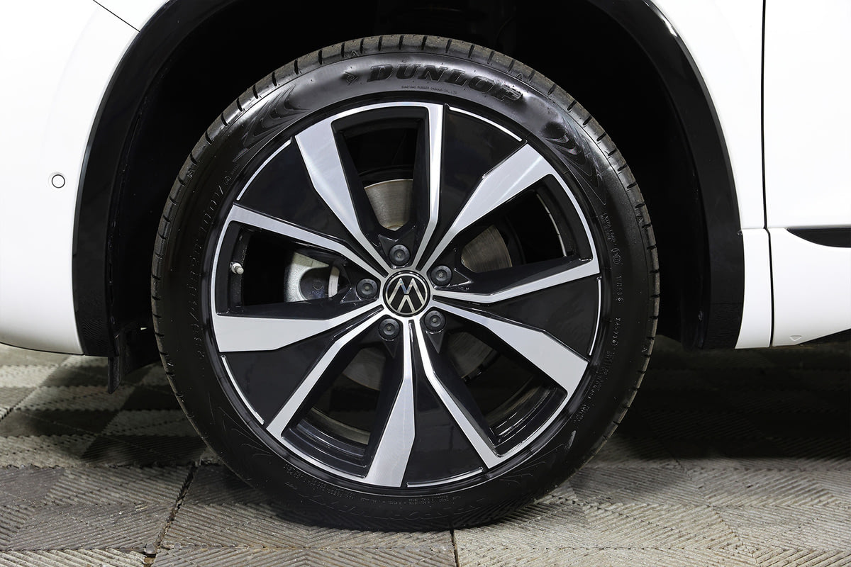 Фото Volkswagen Tayron I Рестайлинг R-Line Pro Белый I Рестайлинг 2024, №11