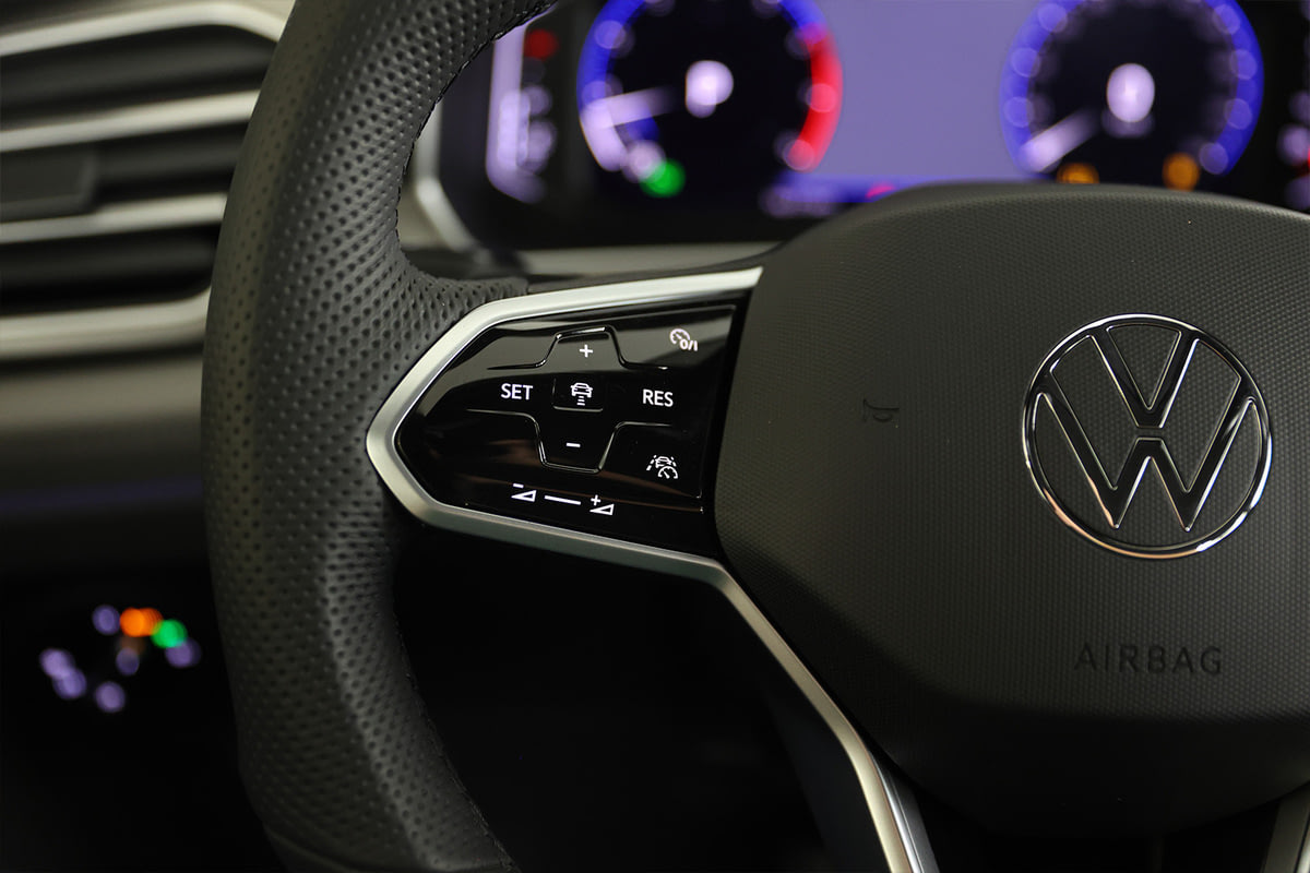 Фото Volkswagen Tayron I Рестайлинг R-Line Pro Белый I Рестайлинг 2024, №13