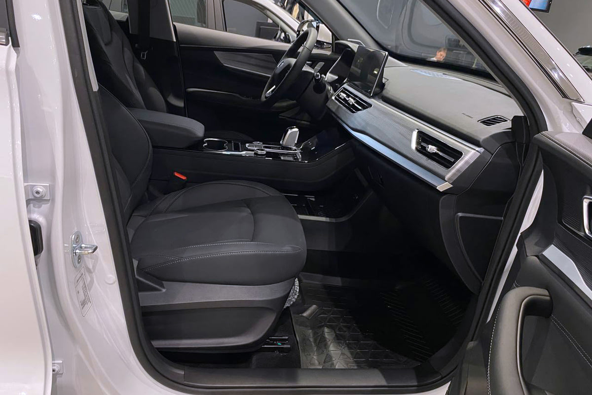 Фото XCITE X-Cross 8 I Рестайлинг Enjoy 4WD Искрящийся белый I РЕСТАЙЛИНГ 2024, №9