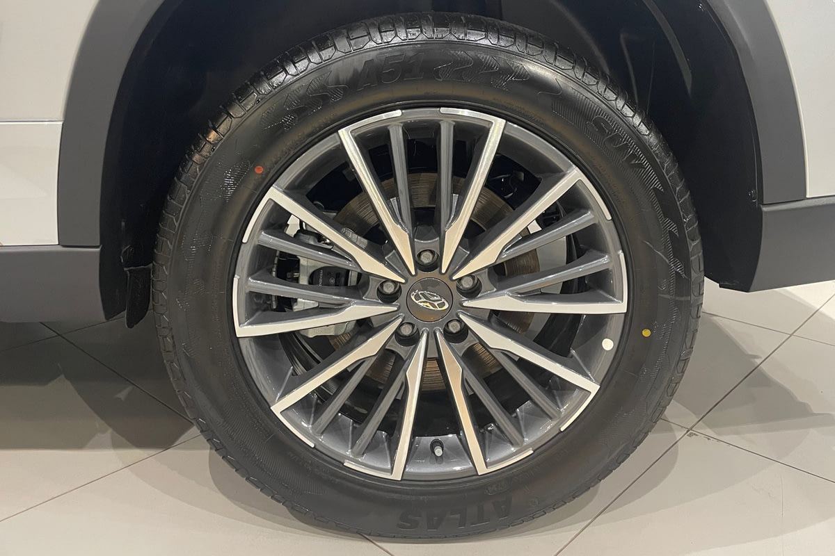 Фото XCITE X-Cross 8 I Рестайлинг Enjoy 4WD Серебристый I РЕСТАЙЛИНГ 2024, №7