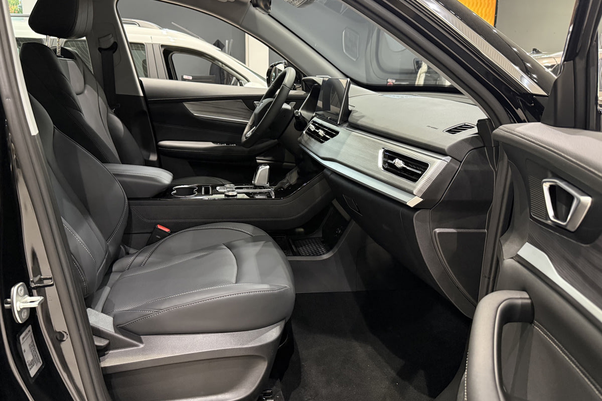 Фото XCITE X-Cross 8 I Рестайлинг Enjoy 4WD Глубокий черный I РЕСТАЙЛИНГ 2024, №9