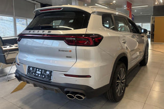 Фото XCITE X-Cross 8 Techno 4WD