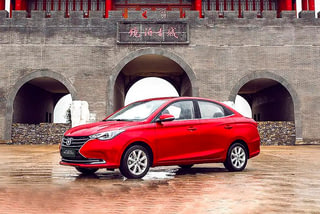 Фото экстерьера CHANGAN Alsvin №4