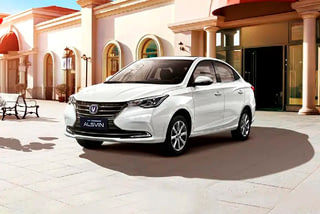 Фото экстерьера CHANGAN Alsvin №5