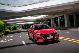 Фото экстерьера CHANGAN Eado PLUS №3