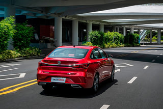 Фото экстерьера CHANGAN Eado PLUS №8