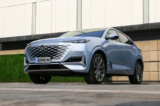 Фото экстерьера CHANGAN UNI-K №5