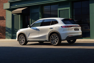 Фото экстерьера GEELY EX5 Гибрид №3